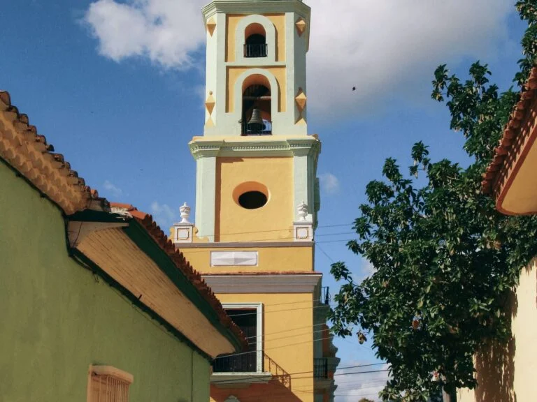 A torre da igreja de Trinidad
