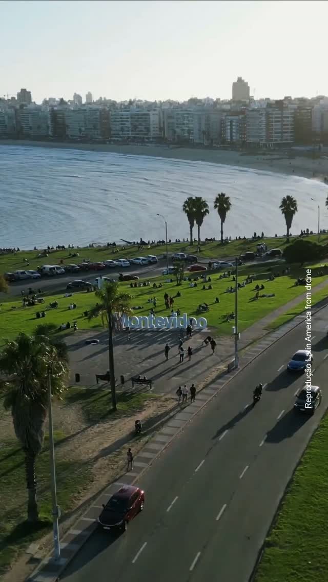 Montevidéu tem um jeito único de conquistar quem visita. É uma cidade tranquila, segura, fácil de explorar e c