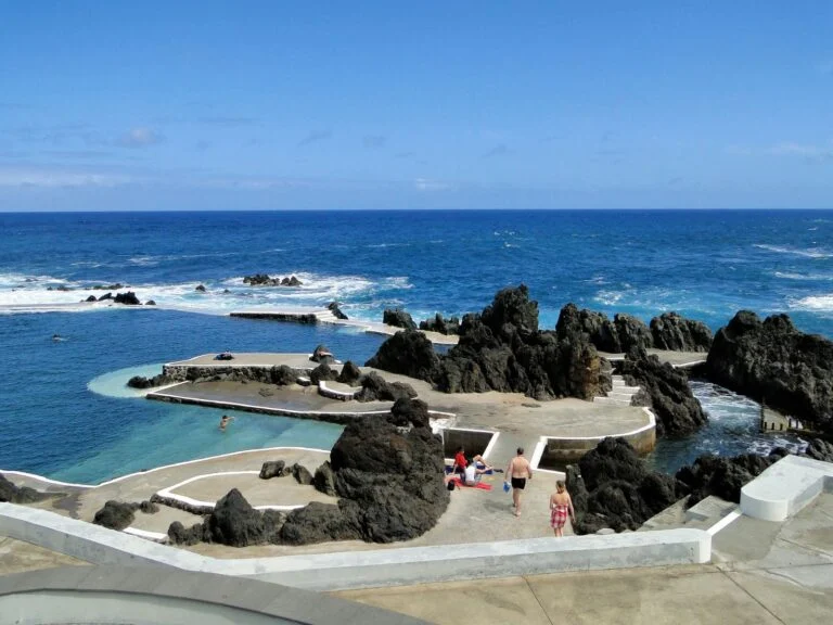 As piscinas naturais de Porto Moniz