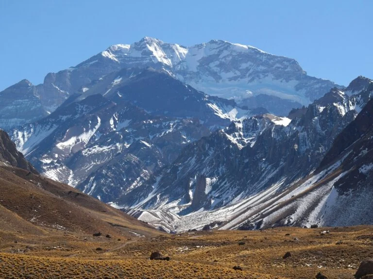 O Aconcagua visto do mirante da Ruta 7