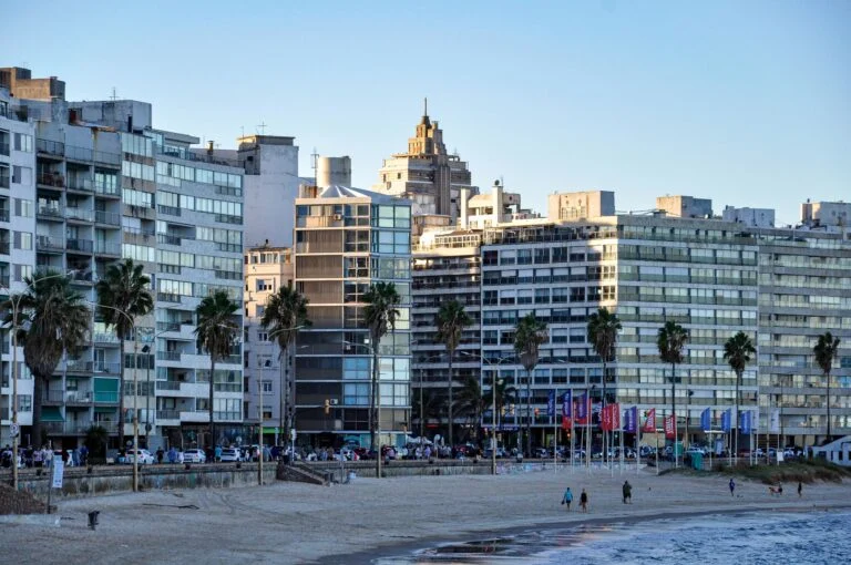 Praia de Pocitos, em Montevidéu