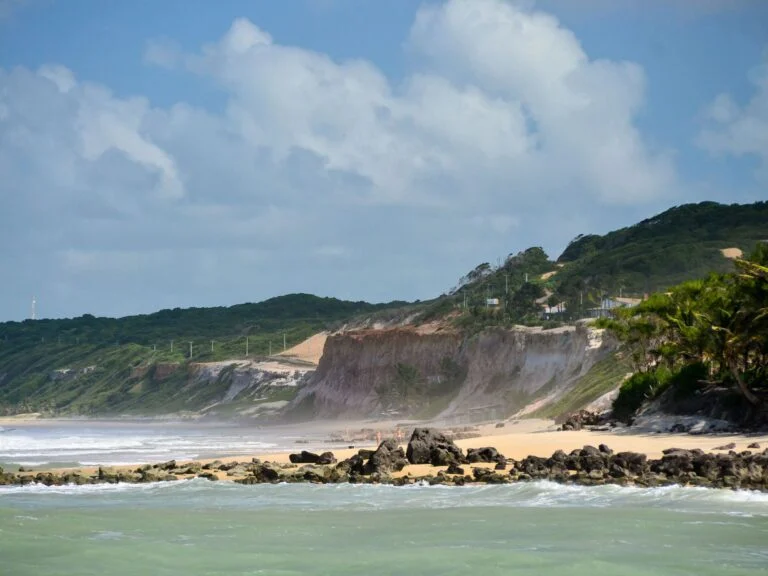 As falésias da Praia do Espelho